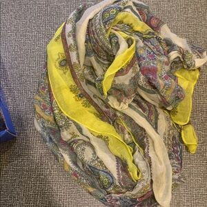 *3/$10* Super pretty light scarf boho paisley